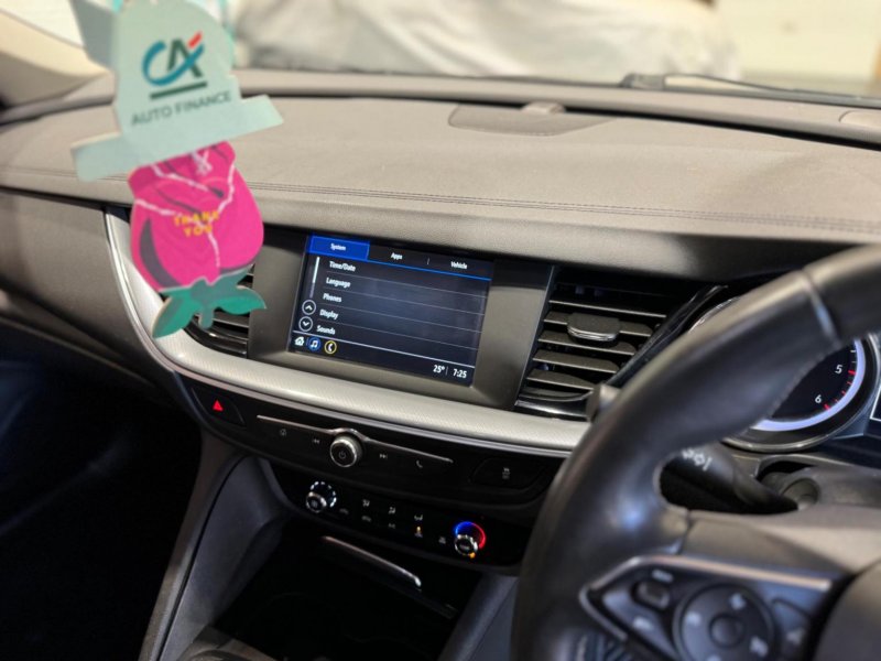 VAUXHALL INSIGNIA